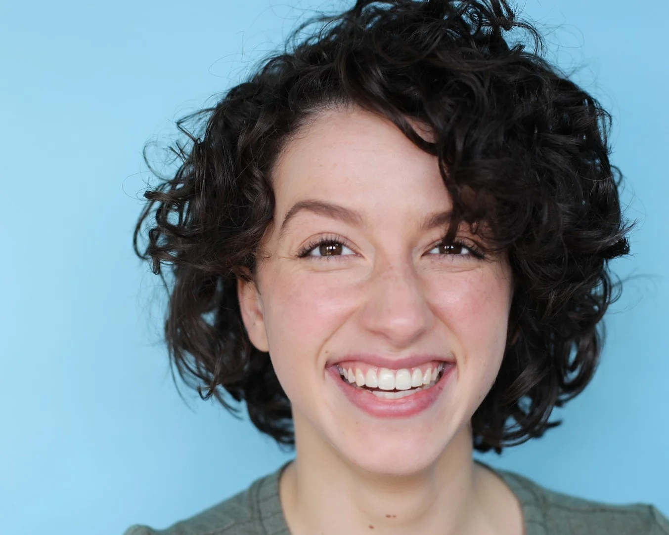 Patricia Roques (They/Them) is excited to be back for their second production with City Gate! Recent Stage Management credits include Guilt (City Gate Productions); Hungry Women (Soho Playhouse Lighthouse Series Finalist); Len Jenkin's How Is It That