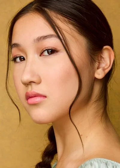 Naomi Yuchi Townsend 唐毓棋 (OPHELIA) is a Taiwanese and British-Filipino actor, based in NYC and London. Past theatre credits include Diversity, Equity and Inclusion (MTC Studios) and American Girl (A.R.T./New York). Film credits include Harriet, Lylah