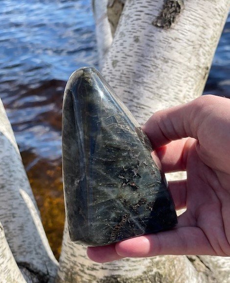 Labradorite 2.jpg