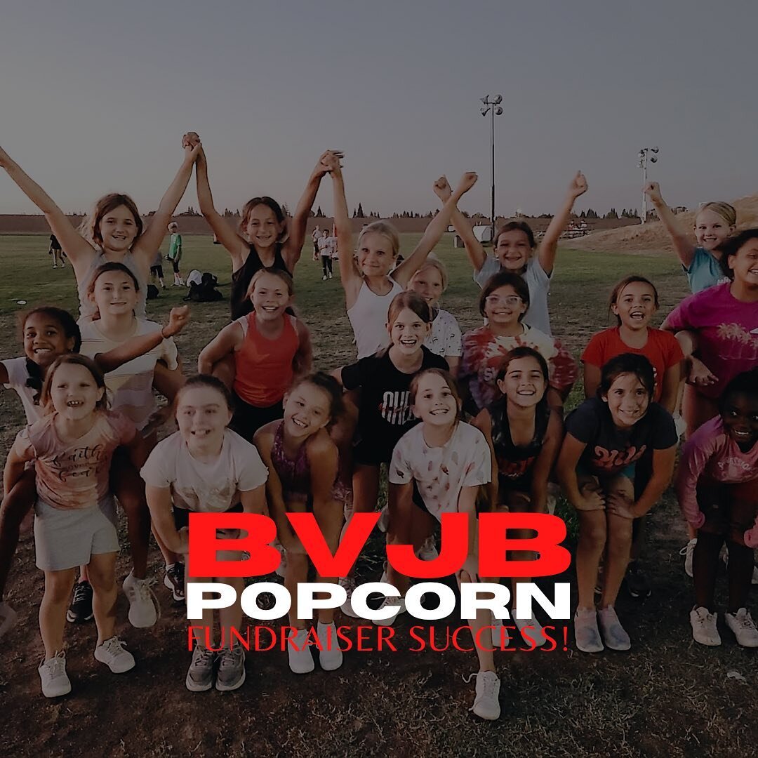 We wrapped up our Popcornopolis fundraiser last week and our athletes sold A LOT of popcorn! 

Last night we announced our top selling cheerleader, top selling football player and our top selling team!

Top selling cheerleader: Zoe Condon
Top selling