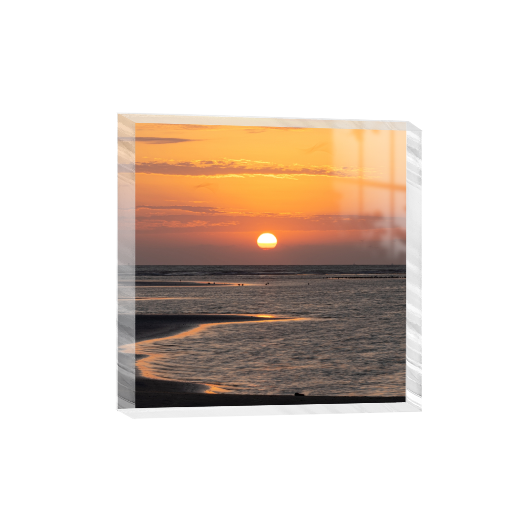 acrylicdesktopprint_square_1703_0_3313_3313_0_false_ffffff_0_0.png