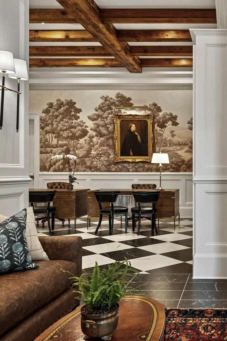  
   
Hotel Burg
   
      
   Leesburg 
 