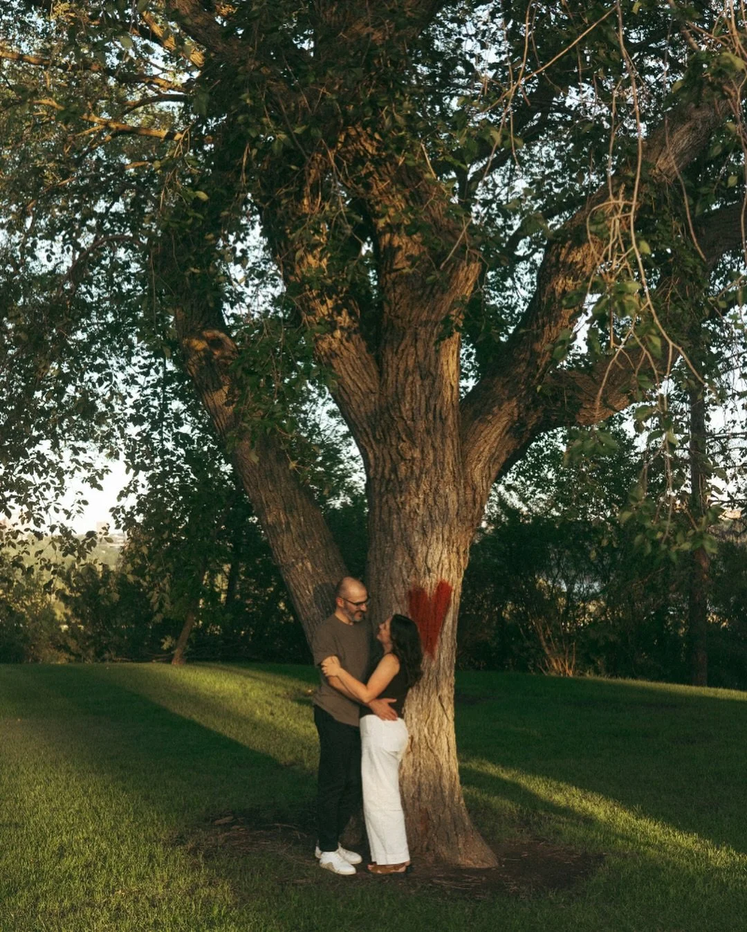 Happy Love Day Everyone!! 

Thank you for all of the love on my previous post! Now it&rsquo;s time to show off this engagement shoot from last year!! An honour to photograph two of my dearest friends before their wedding ☺️💕😭

Seriously though&hell