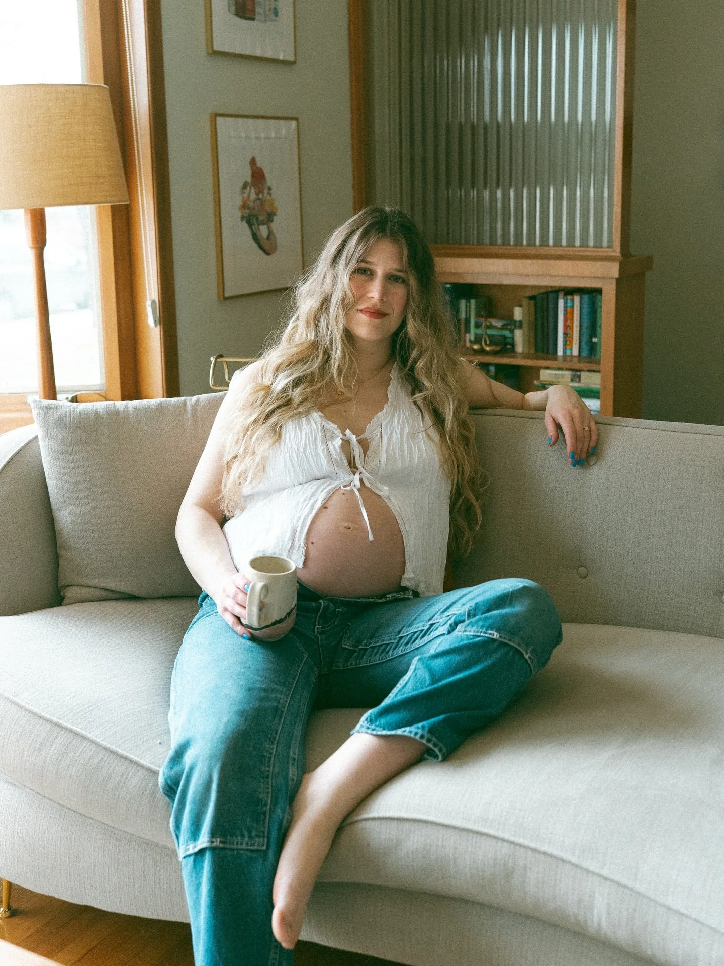 Some of you really be out here debating the maternity photos!?! When you&rsquo;re doing the most incredible mind blowing work of growing a freaking new HUMAN!?

I say helllll to the no girlies (respectfully).

LOOK I know your body feels different. I