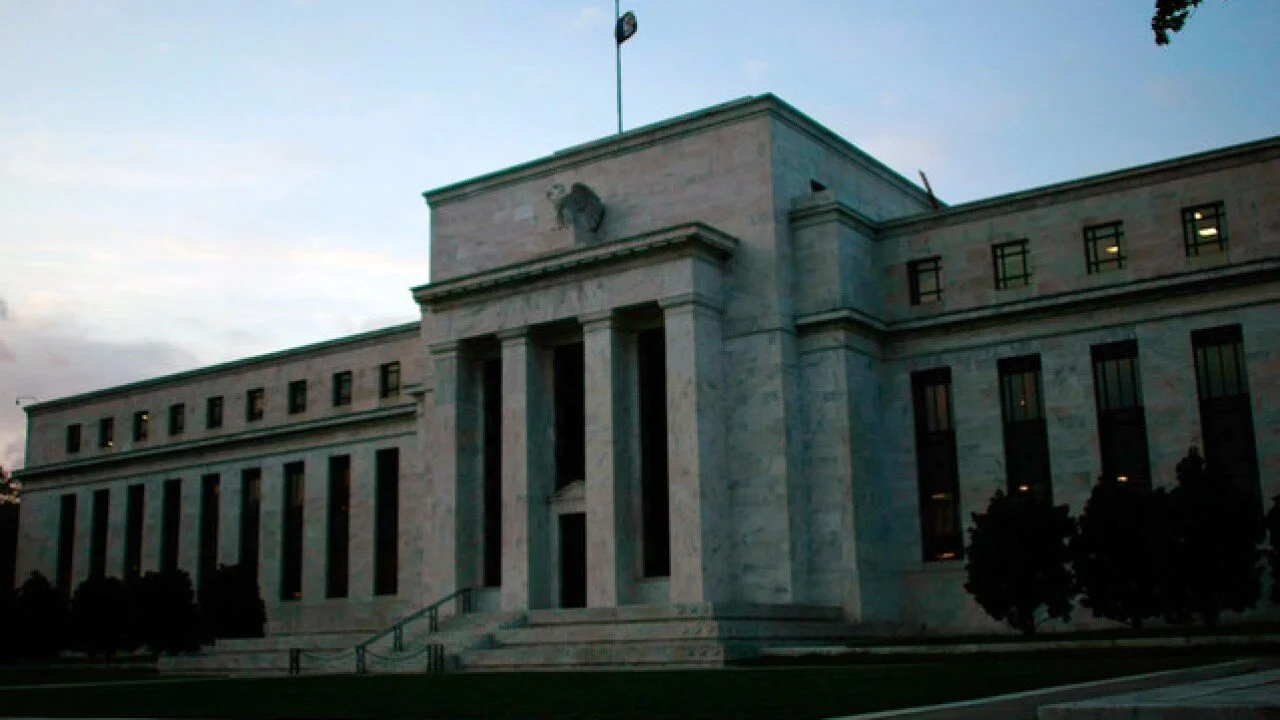 Stagflation Puts Fed in a Bind