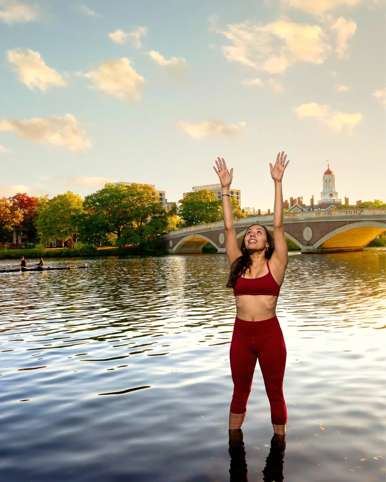 Urdhva hastasana 🙌 A small, upward reset as the season shifts back into schedules and structure. Wherever the back to school season is taking you, may your practice be the one thing that stays steady.

If you&rsquo;re a student heading back to campu