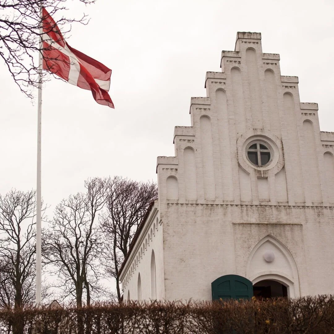 It's Sunday! 

I grew up in a country (Denmark) with a national religion (Lutheranism). I have some issues: freedom of religion is important to me, and though it is possible to be non-Lutheran in Denmark, births, name-givings, marriages, and deaths s