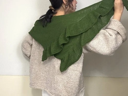 Totonou Shawl by Ai Hamada (Dehesa de Barrera)