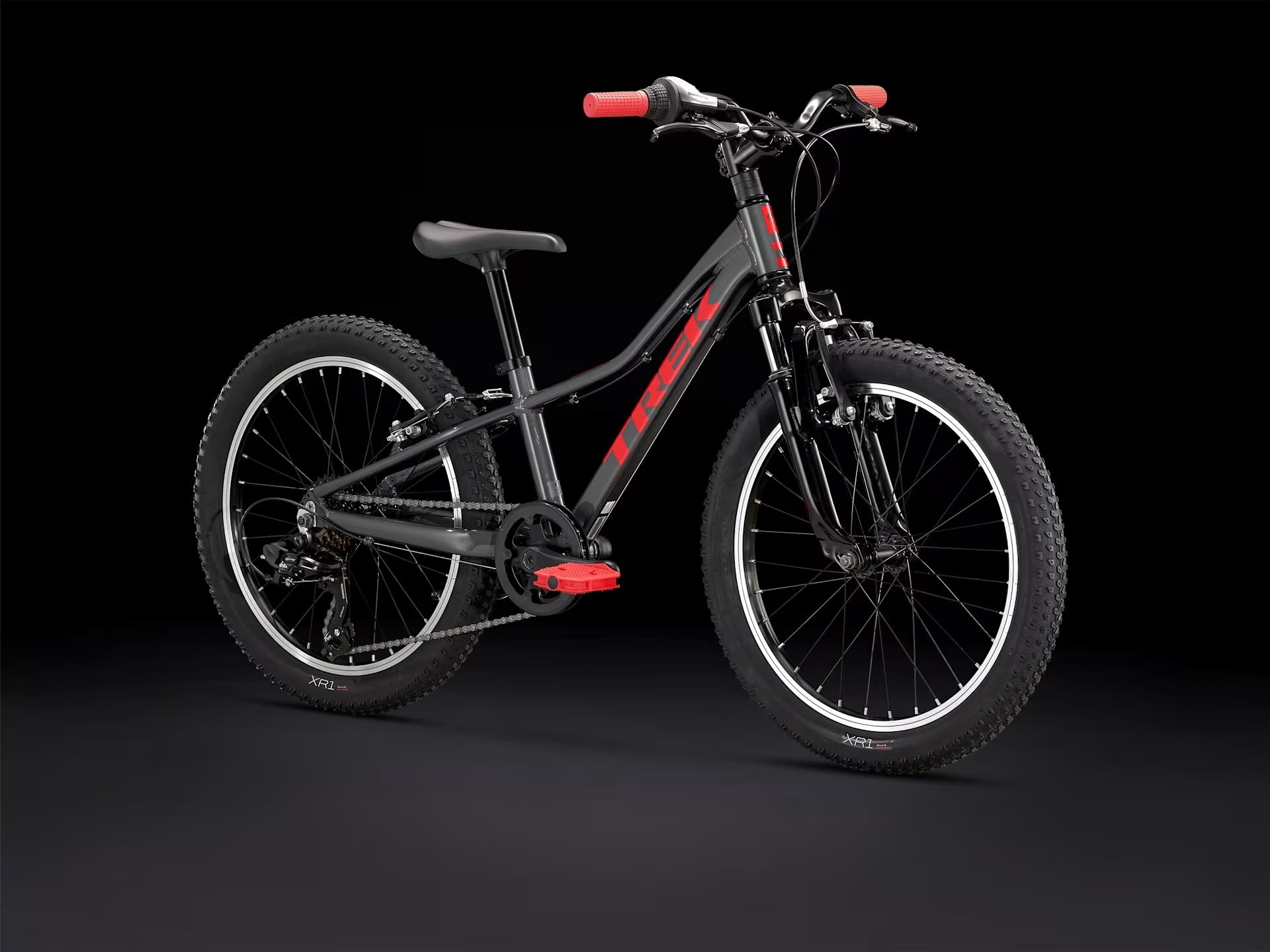 Precaliber207speed_23_36268_A_Portrait.jpeg