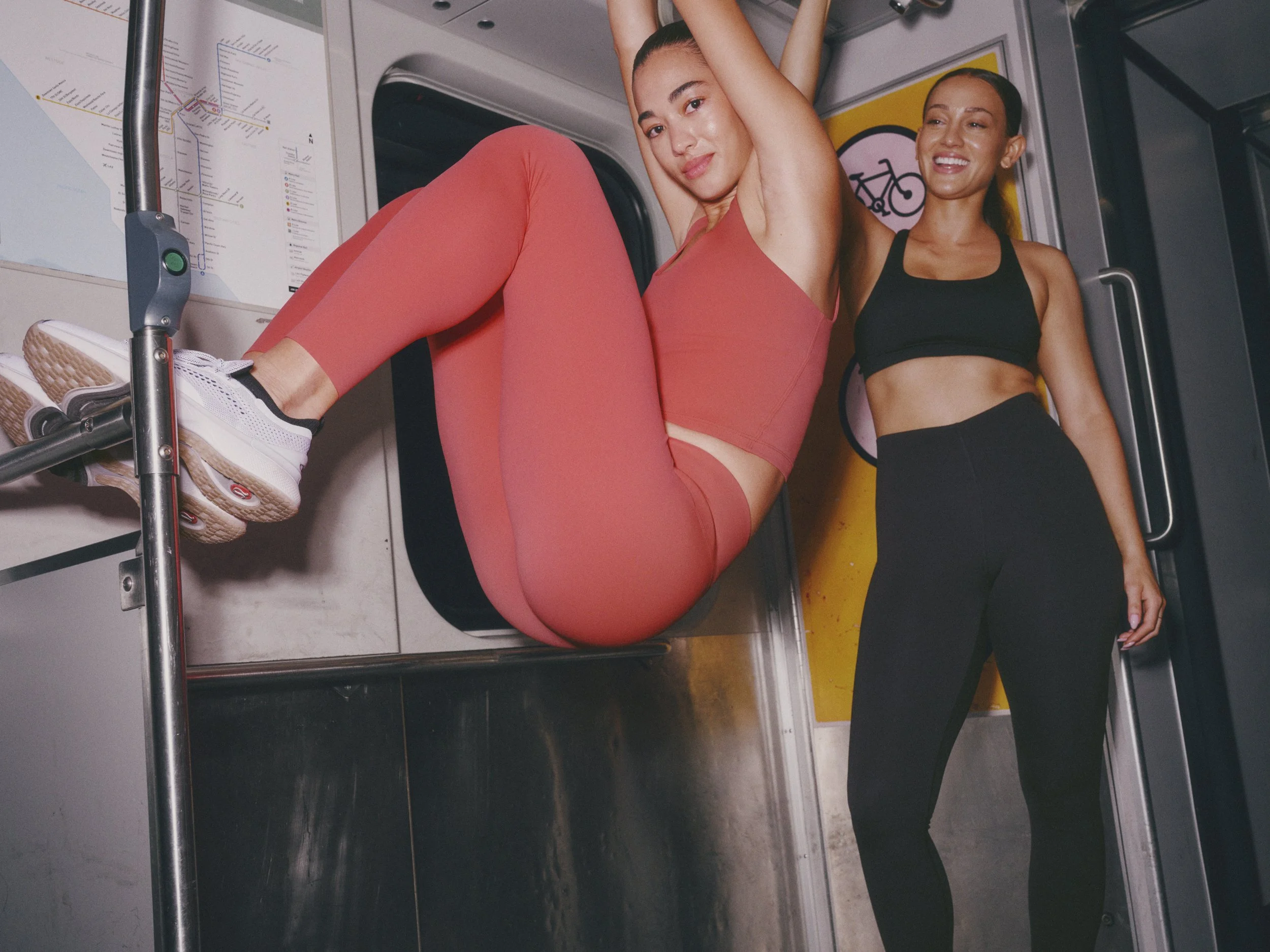 2025_GLOWUP_TRAIN_W_RA_008164_v2-75829.jpg