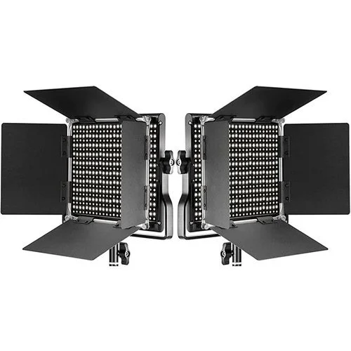 2+Neewer+660+LED+3200-5600K+lights+2.jpg