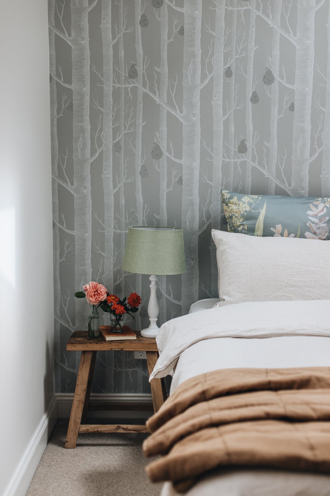 bedroom with wallpaper