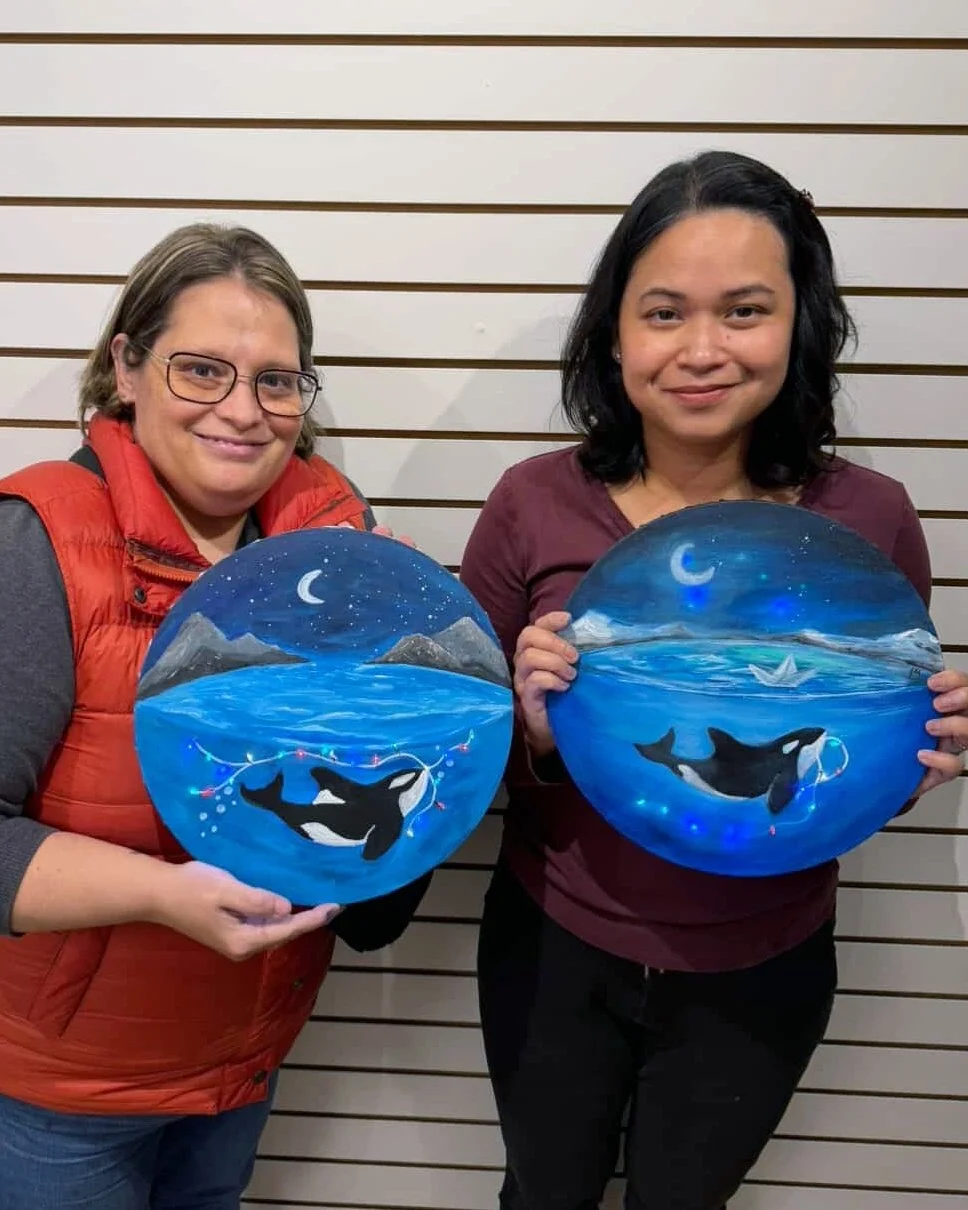 Holiday paint night with @that.indygirl @laurajayneartstudio
The painting lights up! 

The next paint night is January 17 at @thepartyhub.cv 

#PaintNight #ThePartyHub #CreativeNight #WestCoastArt #ComoxValleyEvents #EasyPeasyPartyRentals #courtenay 