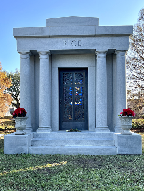 Anne Rice's Top Ten New Orleans Experience — Red Sash Tours
