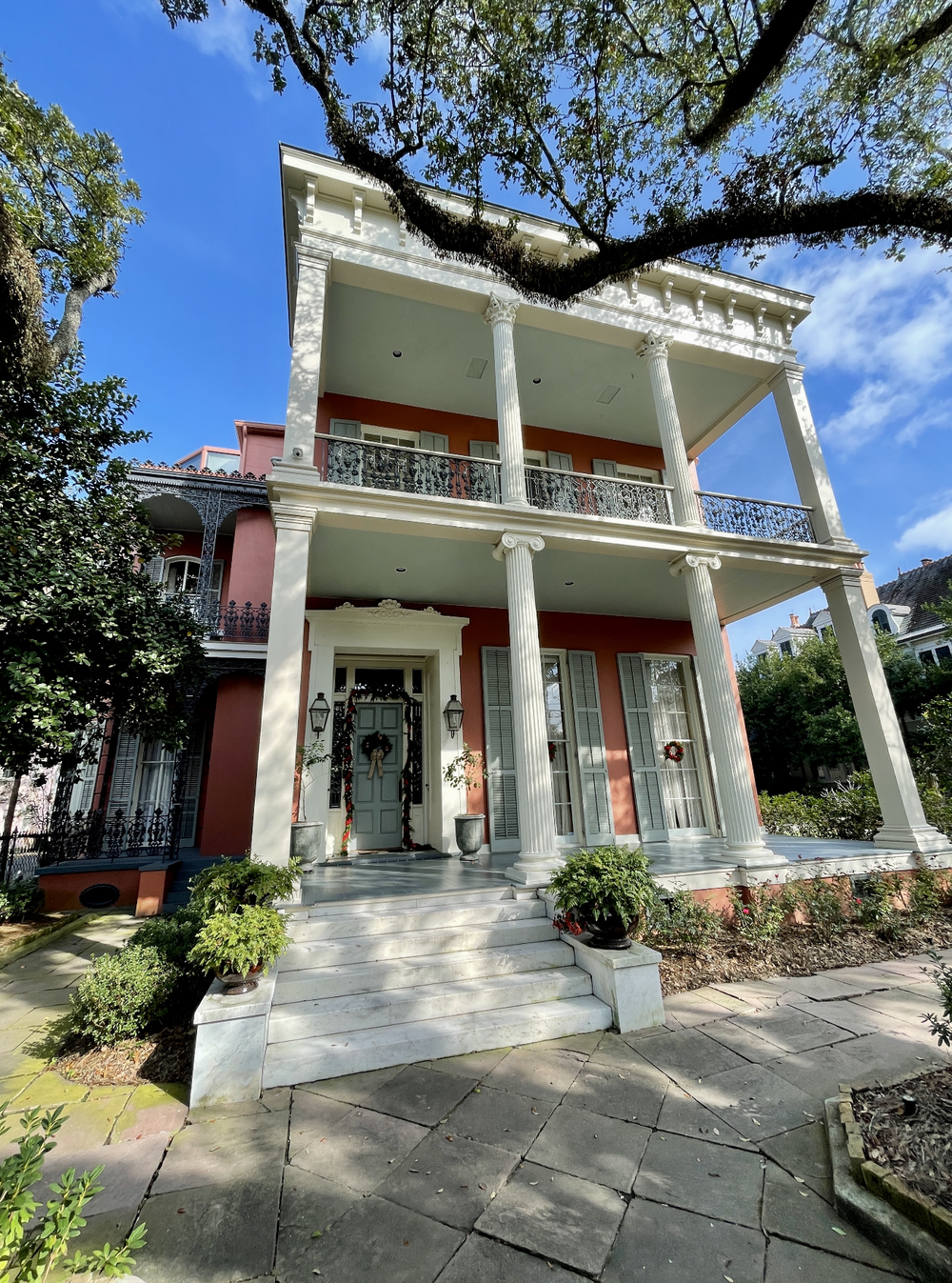 Anne Rice's Top Ten New Orleans Experience — Red Sash Tours