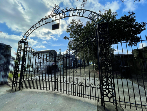 Anne Rice's Top Ten New Orleans Experience — Red Sash Tours