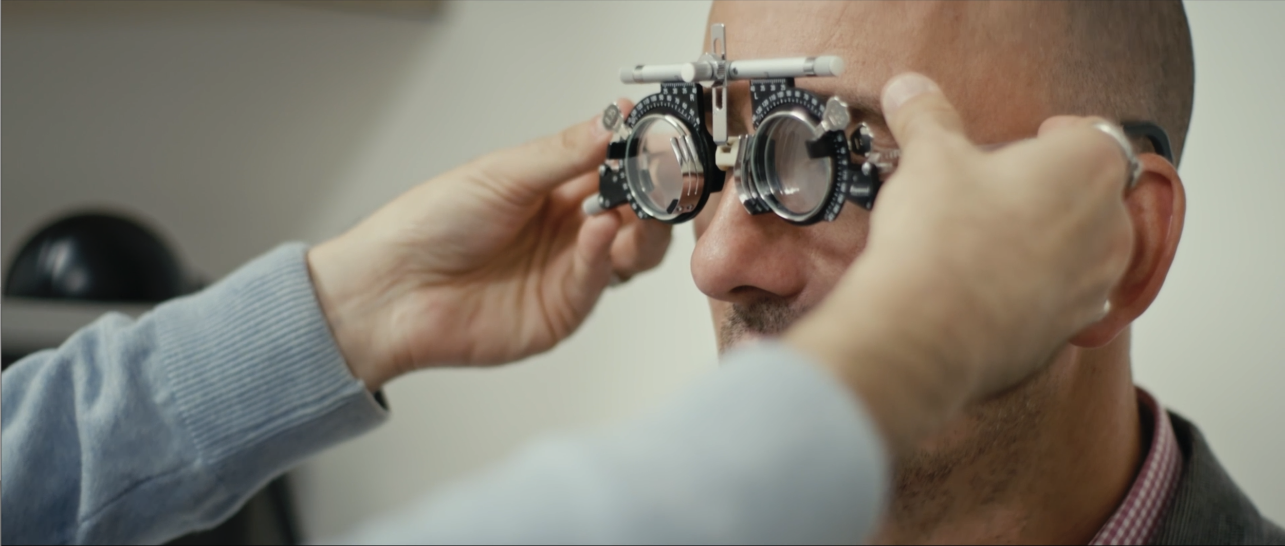 Matt Formston examination with Orthoptist Cem Oztan (not picture) at Vision Australia 2021.