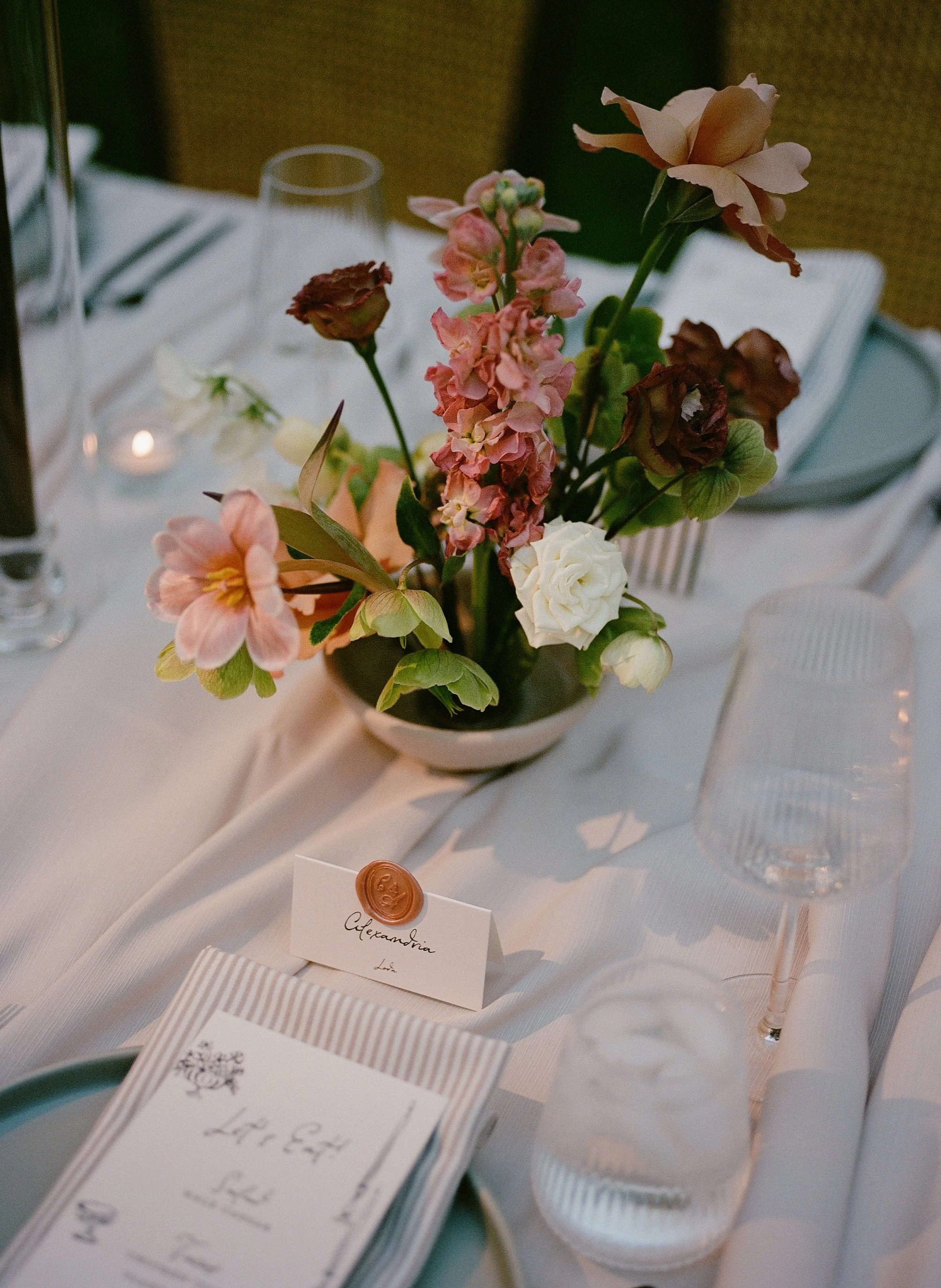 Si como no - orchard farm - arizona - bride - wedding florist 