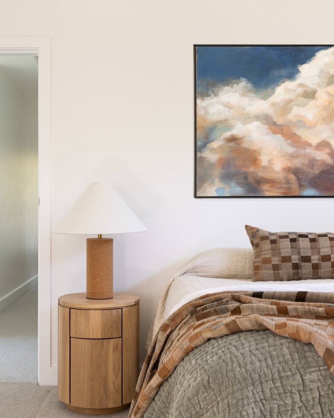 The power of art....In lieu of a bedhead in the master bedroom at our Waterhousia project we used a gorgeous large scale artwork by @mariloupalazonartist from @Sydneyroadgallery.
The colours are perfect - it's calm but also striking. 

Photography by