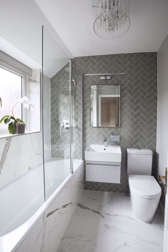 Classic shower-bathtub combo for limited spaces. Image via Pinterest
