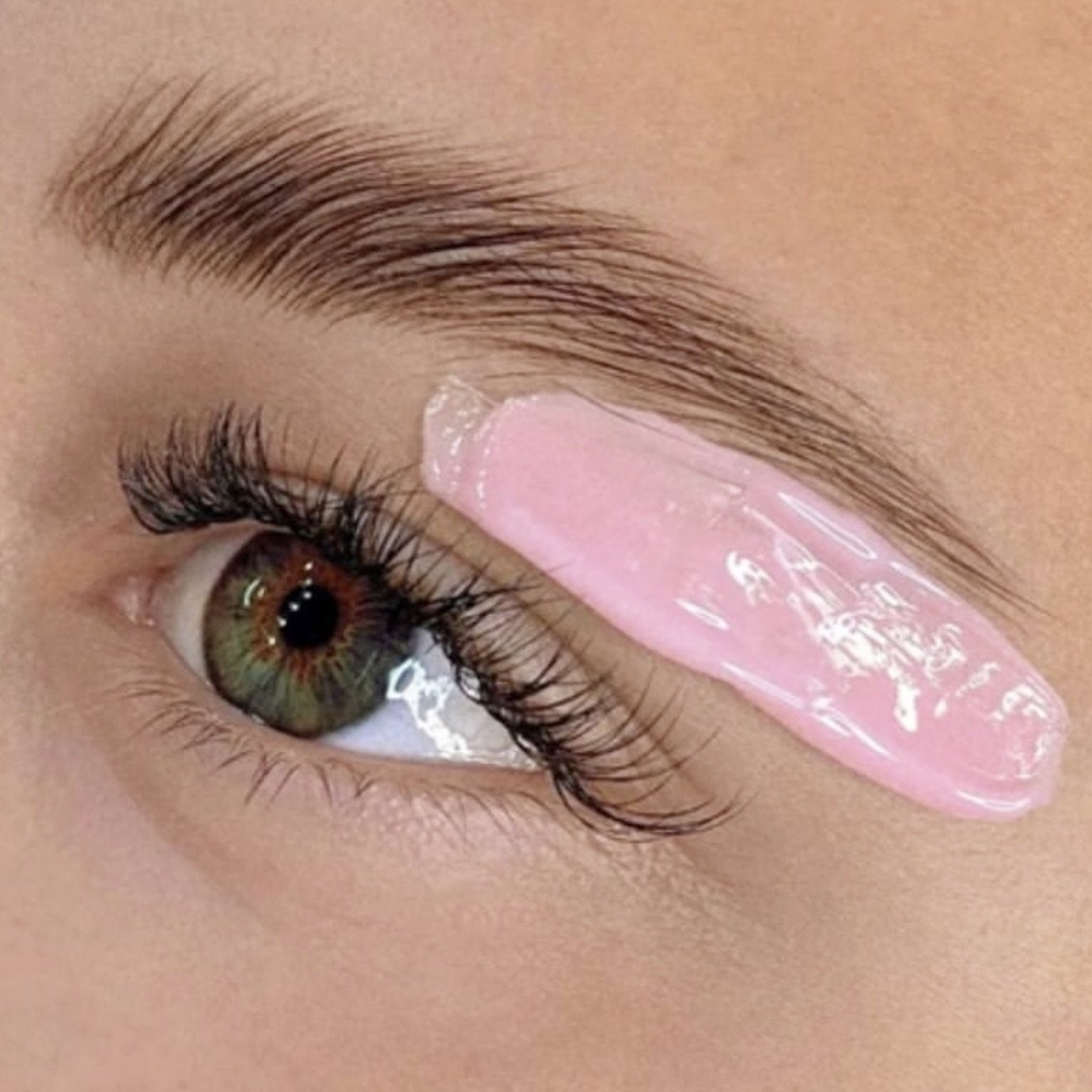 YOUR DREAM BROW WAX @italwax 💕💖💐🌸🍬👙

SHOP ITALWAX!🛒🛍️