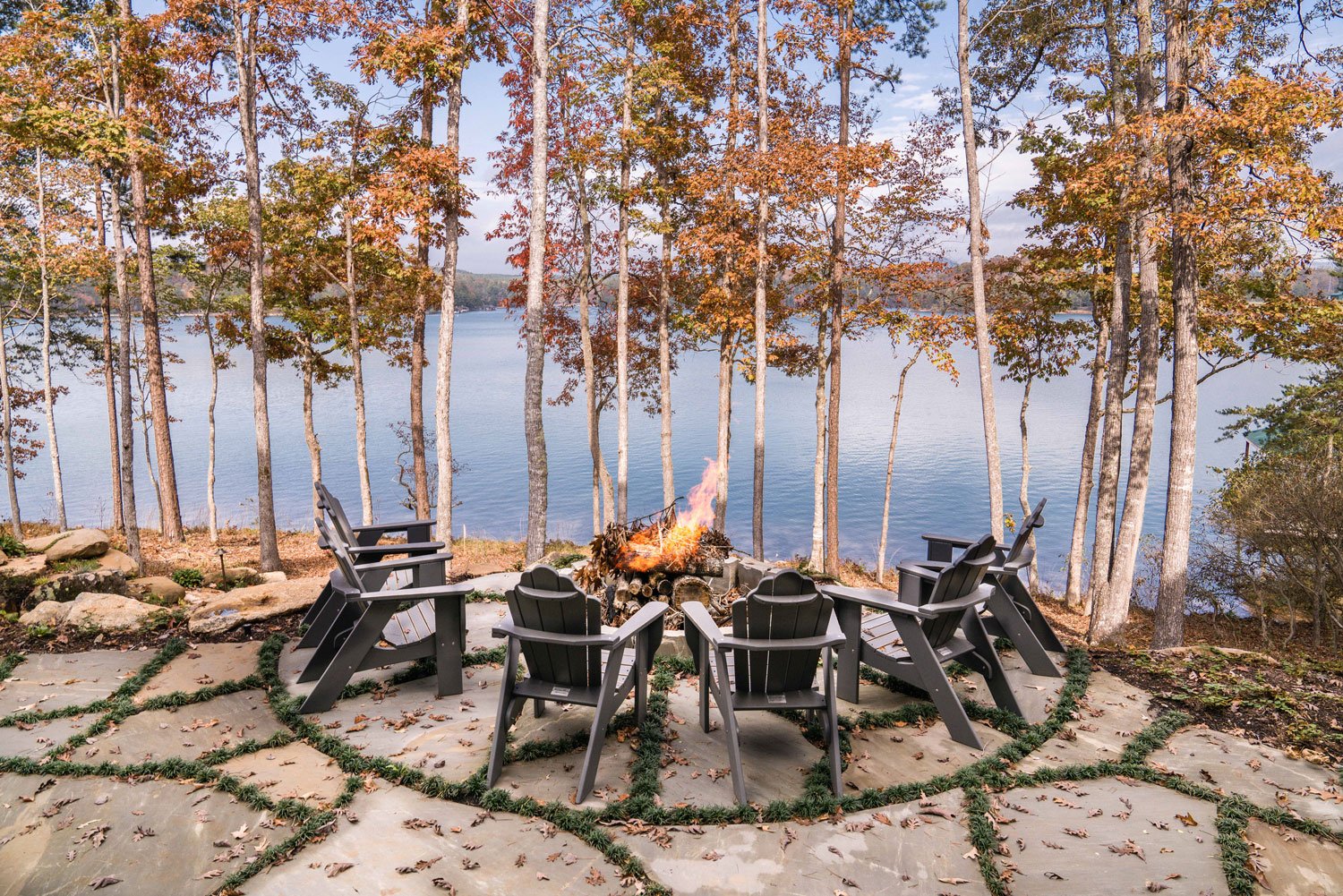 firepit-mullen-lake-keowee.jpg