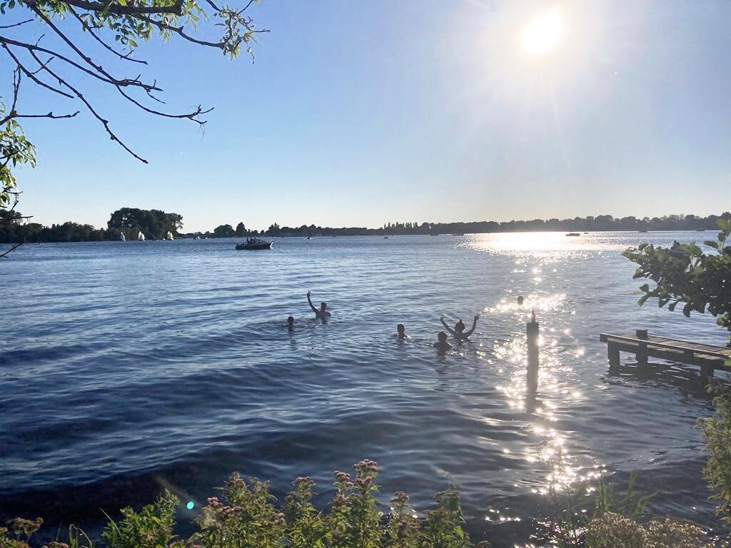 Amsterdam is much more than canals and pretty streets ❤️ In summertime, there are plenty of spots to cool off after a hard day&rsquo;s work ☀️ And most of them are just a short cycle from the office! 🚲 #polarsteps #teampolarsteps #enjoytheride #amst