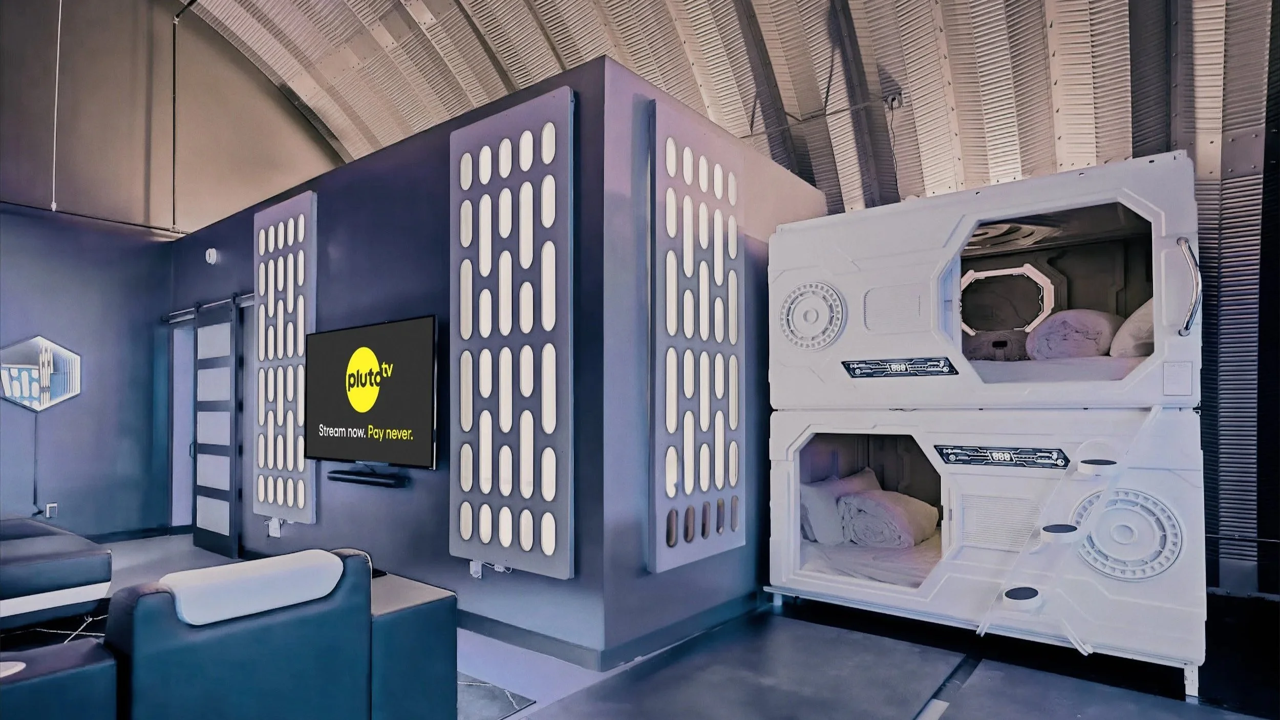 Pluto_TV_Experience_Interior.jpg