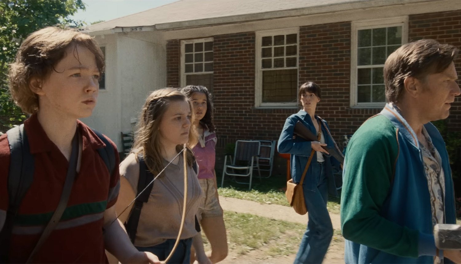 The End Of Oak Street Review: A Wild, Ridiculous Dinosaur Ride