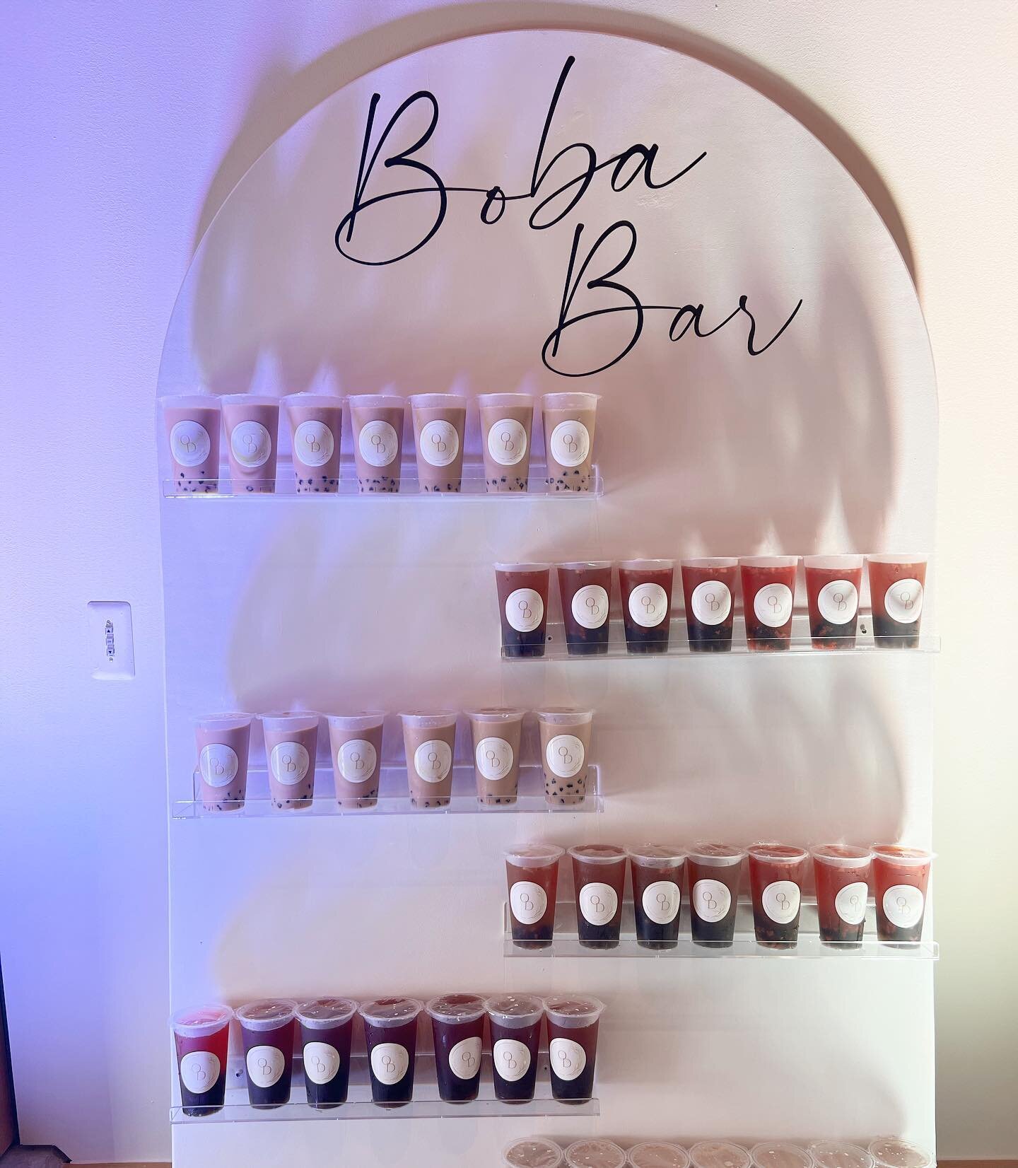 Another successful boba bar! Add our boba drinks to your boards, tables + more. 🌙

#boba
#bobacatering