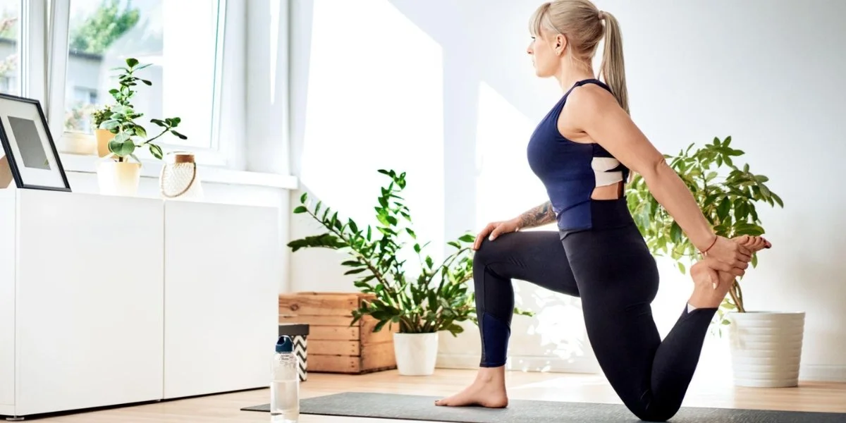 5 Gentle Stretches for Sciatica That May Help Relieve Discomfort