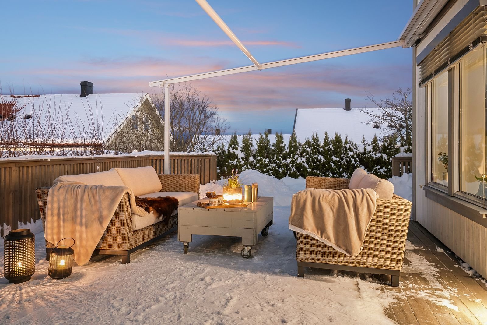 Det er viktig å fremheve uteområder på kveldsbilder, uavhengig av årstid
