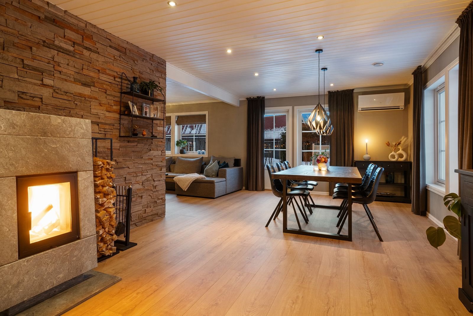 Har man unike elementer så er dette en god mulighet å fremheve de på kveldsfoto