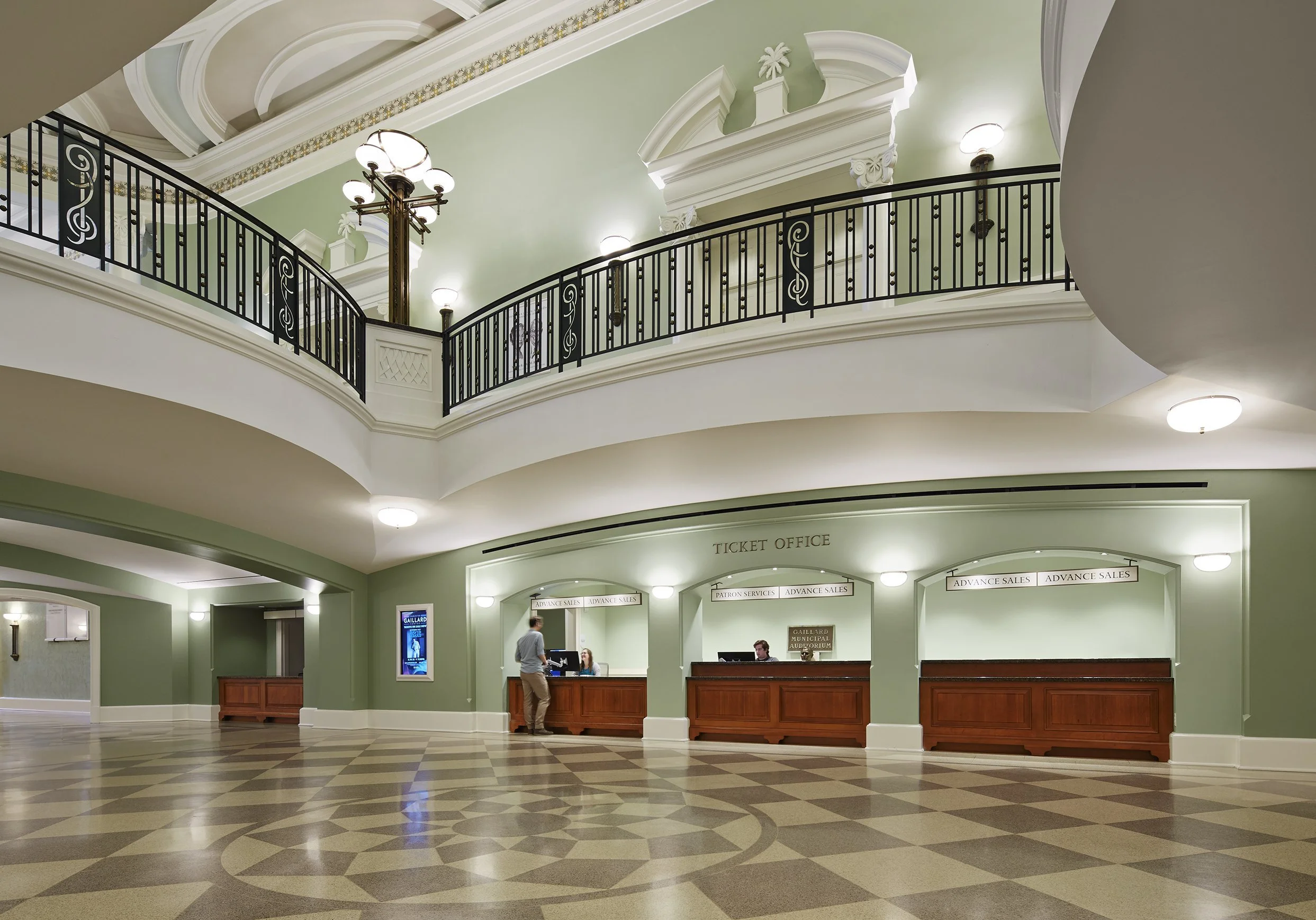 galleria lobby (3).jpg