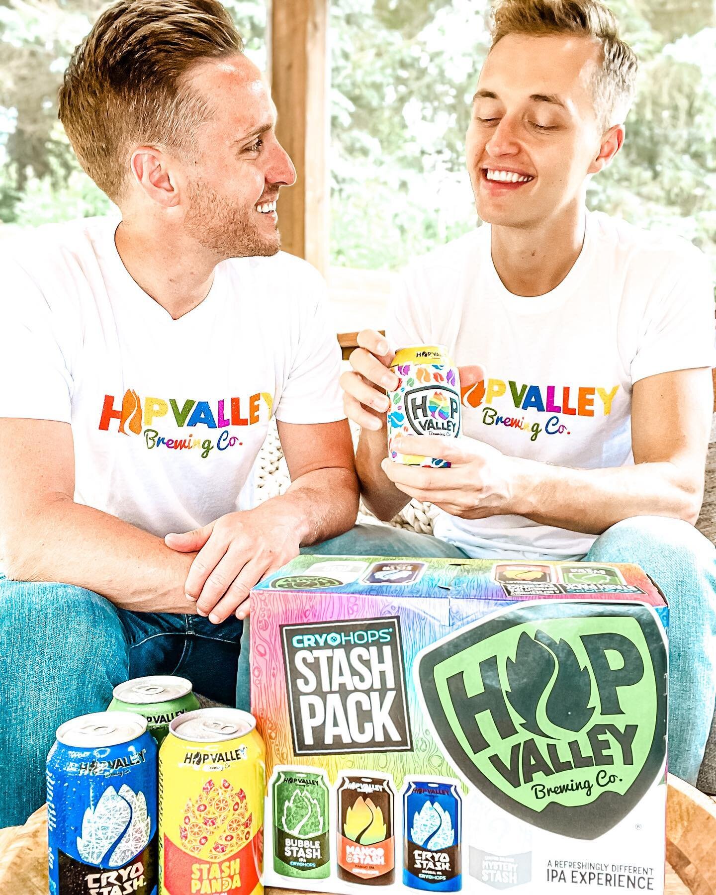 What better way to spend Pride than being with those you love celebrating all the rights and freedoms won by those who have come before us!
.
.
@hopvalleybrewing is committed to celebrating Pride alongside the LGBTQIA+ community and sent us a mix of 