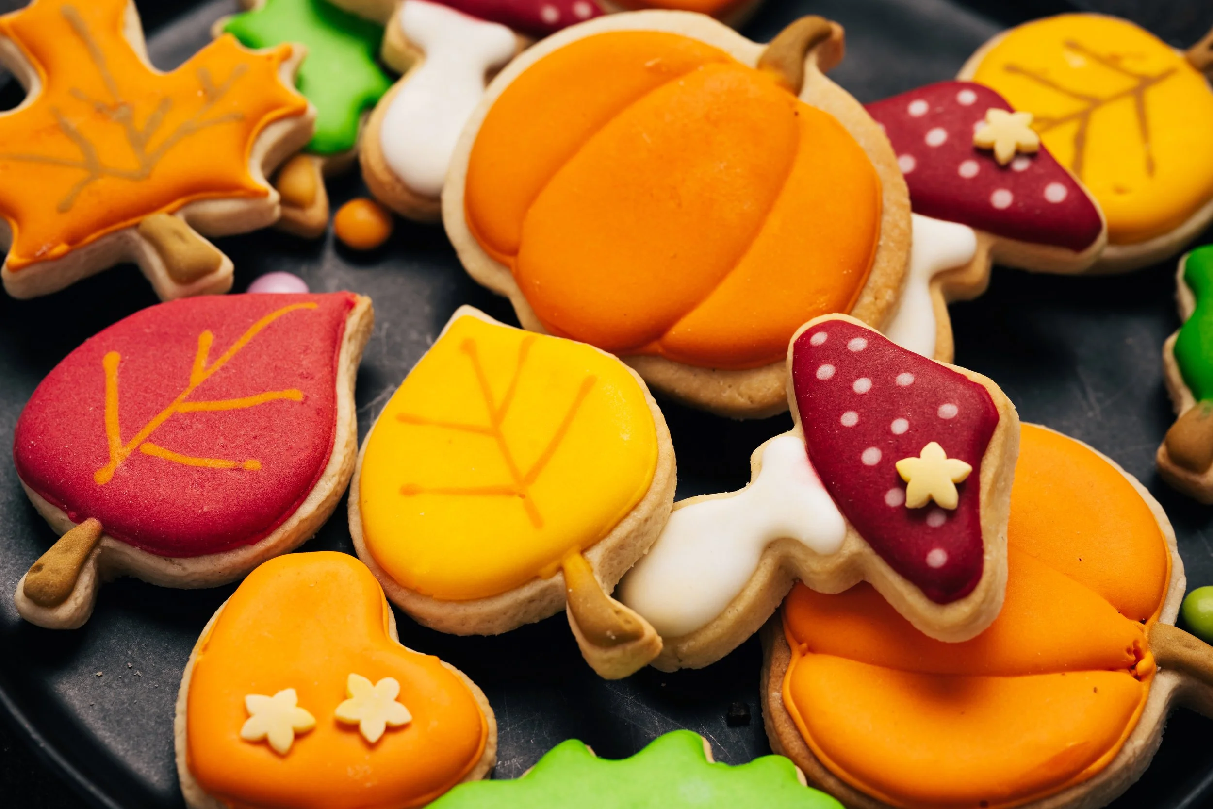 mixture-sweet-autumn-cookies-treats.jpg