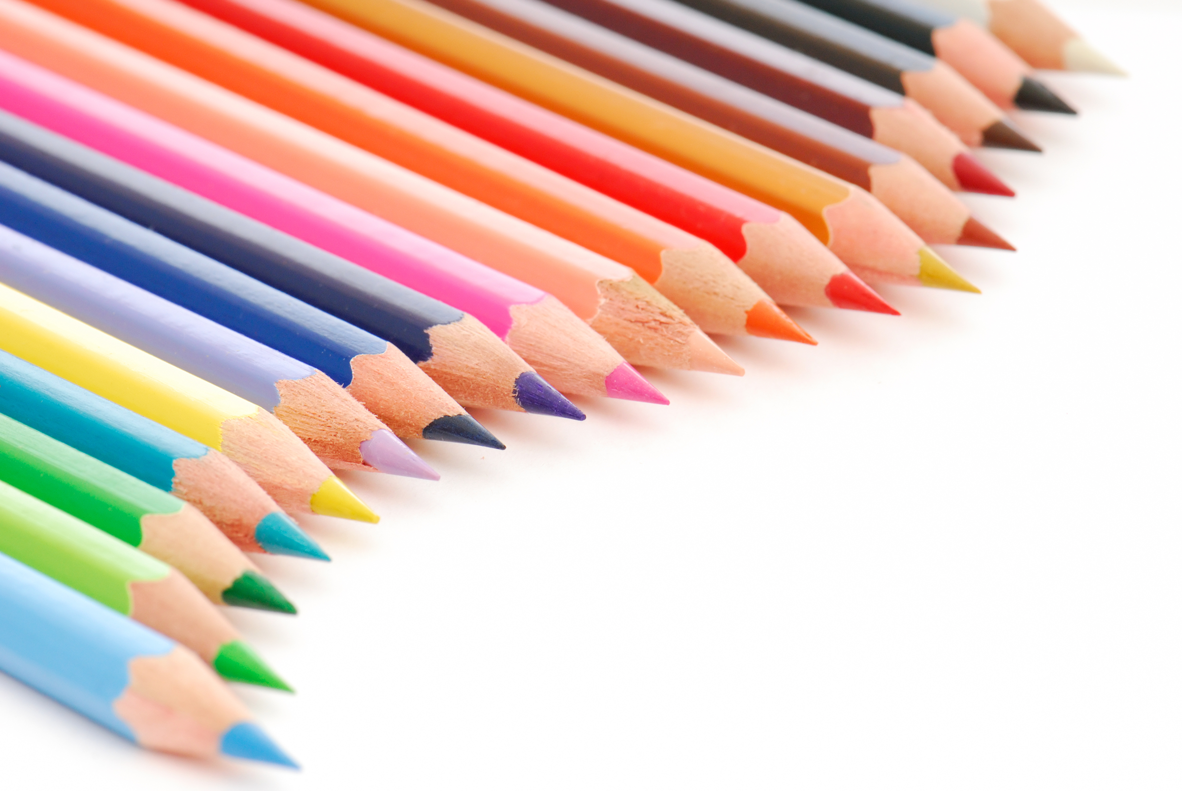 beautiful-composition-colored-pencils_2400.png