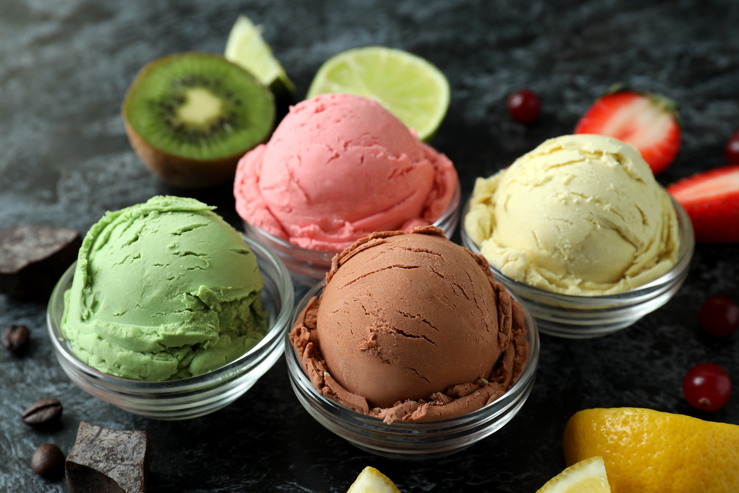 fruit-ice-cream-ingredients-black-smokey_2400.png