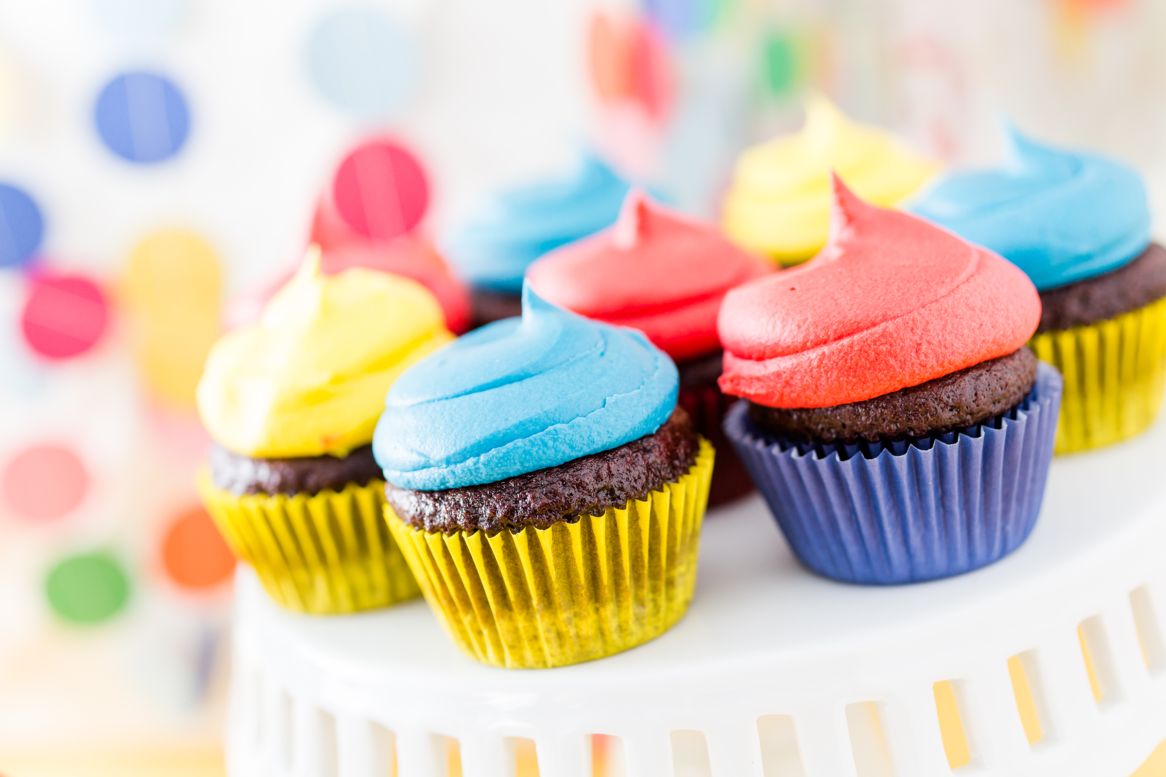 colorful-sweets-kids-birthday-party-celebration_2400.png