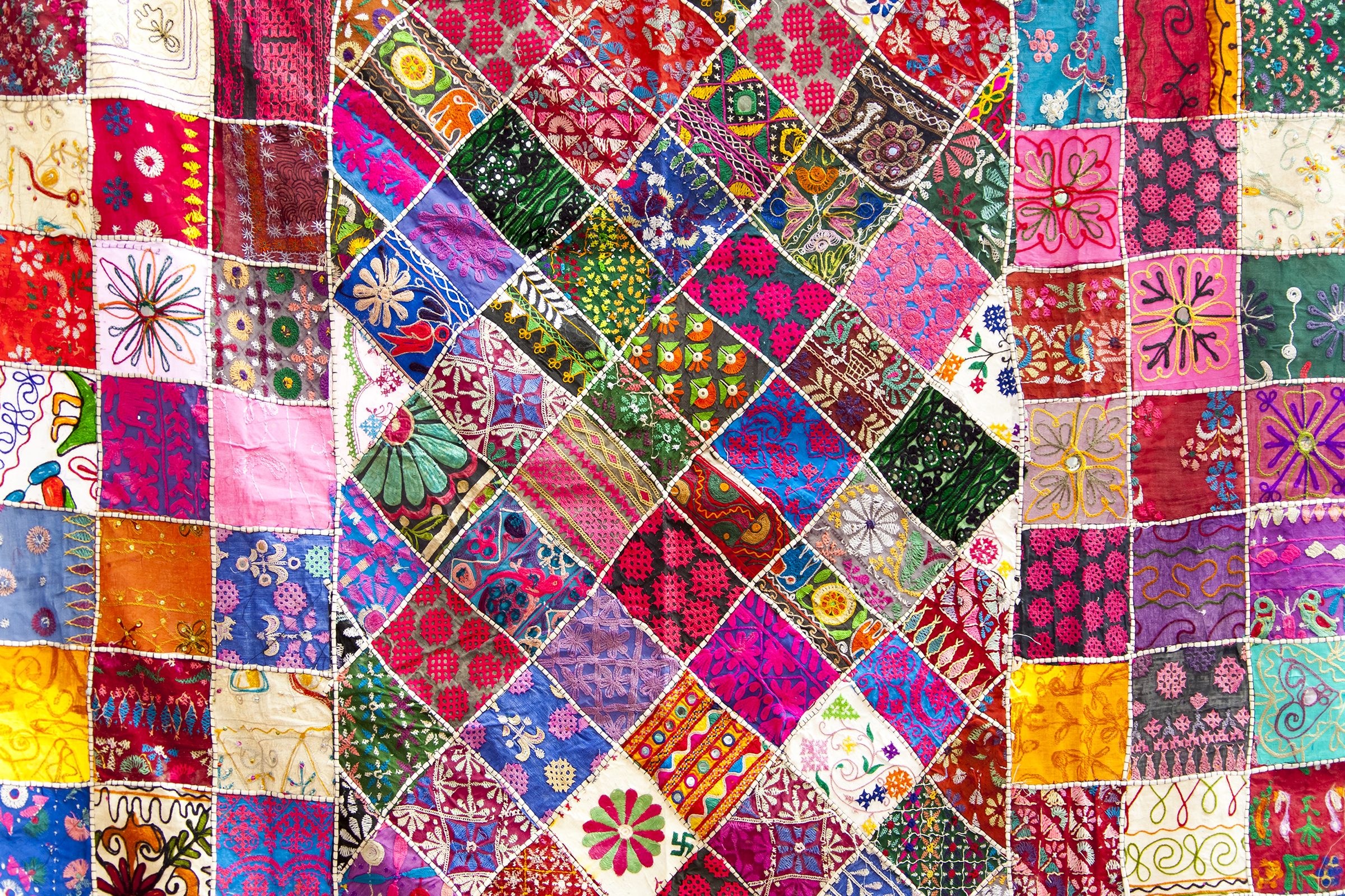 multicolored-indian-cloth_2400.png