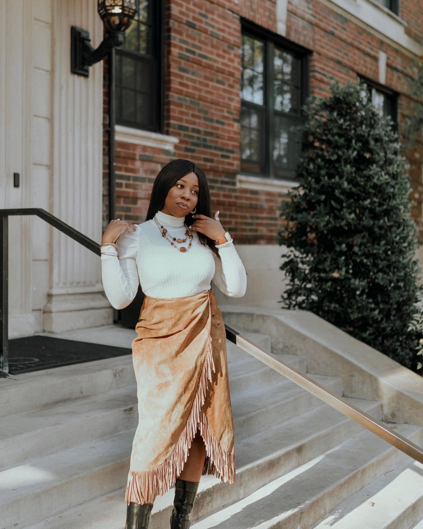 Finally hit publish on a new blog post. ✨⁣
⁣
Sharing thrift tips that will benefit you this season. Take a peak and let me know what you think. Thanks for reading in advance!⁣
⁣
XOXO,⁣
Your Thrift Big Sis