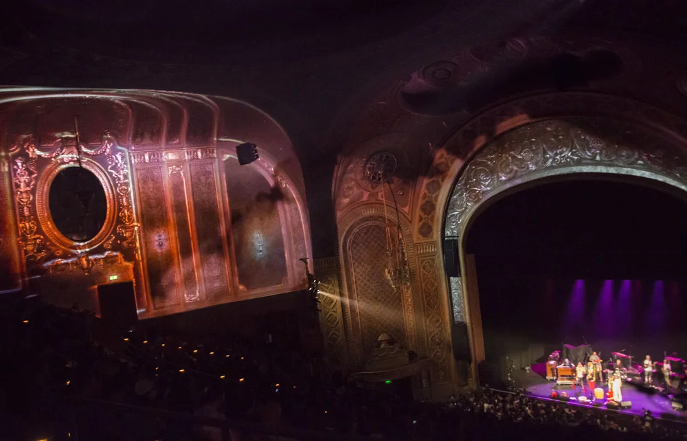 Lumenarius - Blog - 90th Anniversary 3D Projection Mapping Show for Paramount Theater - Grid 5.jpg