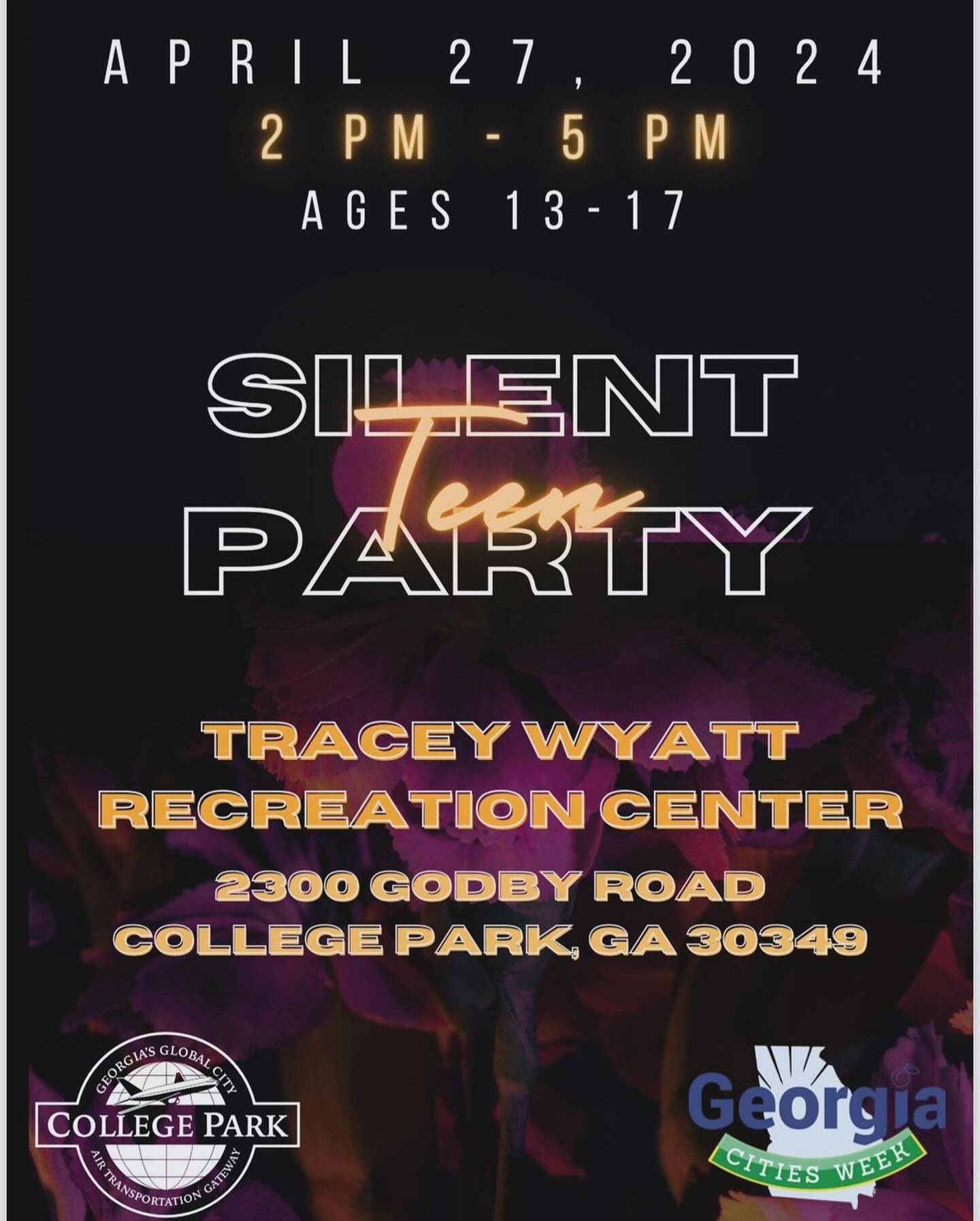 Some photos from the silent party at Tracey Wyatt Recreation Center. #silentparty (&lt;&mdash; swipe left)