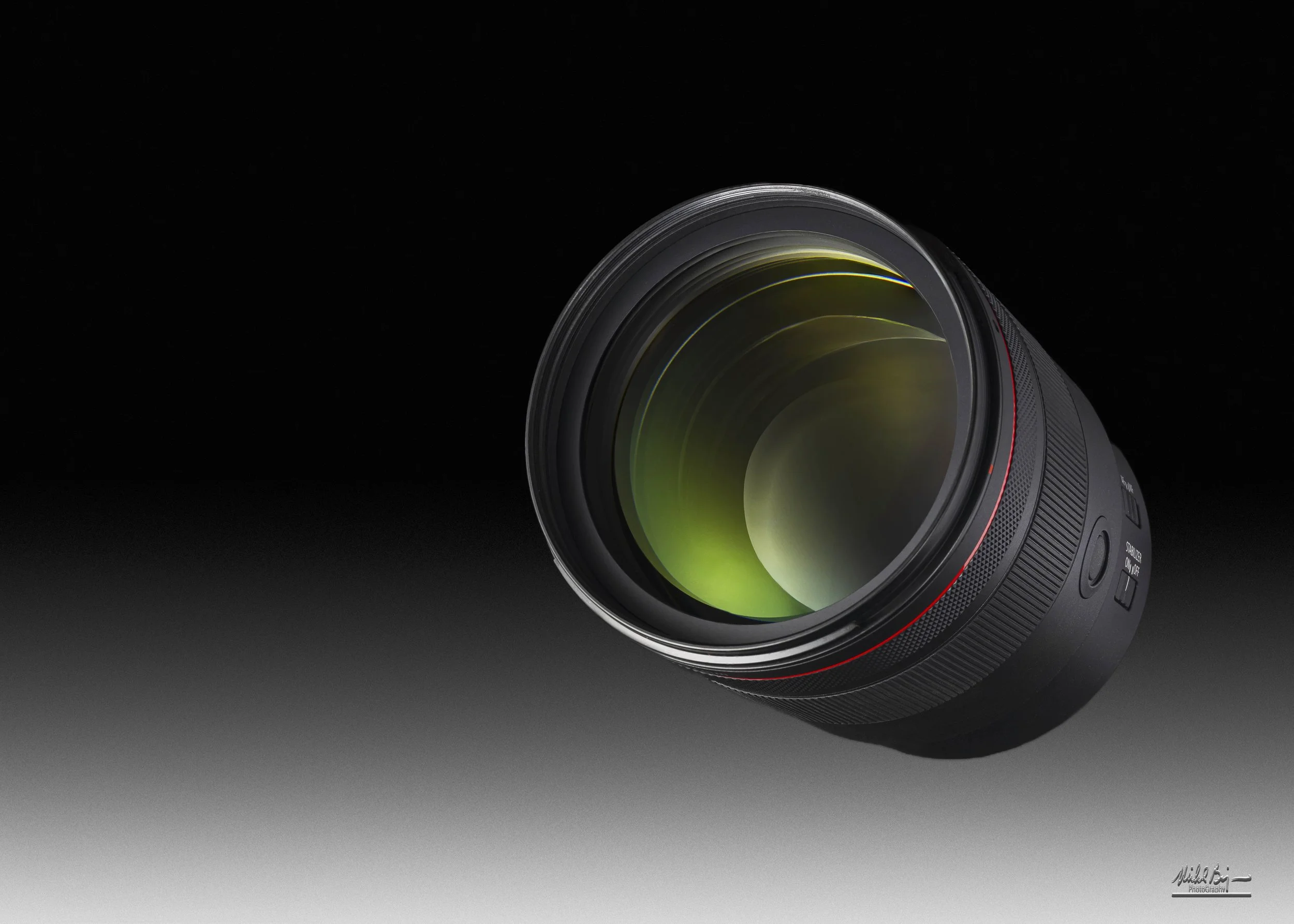 Canon RF 135 mm Lens Final 3.jpg