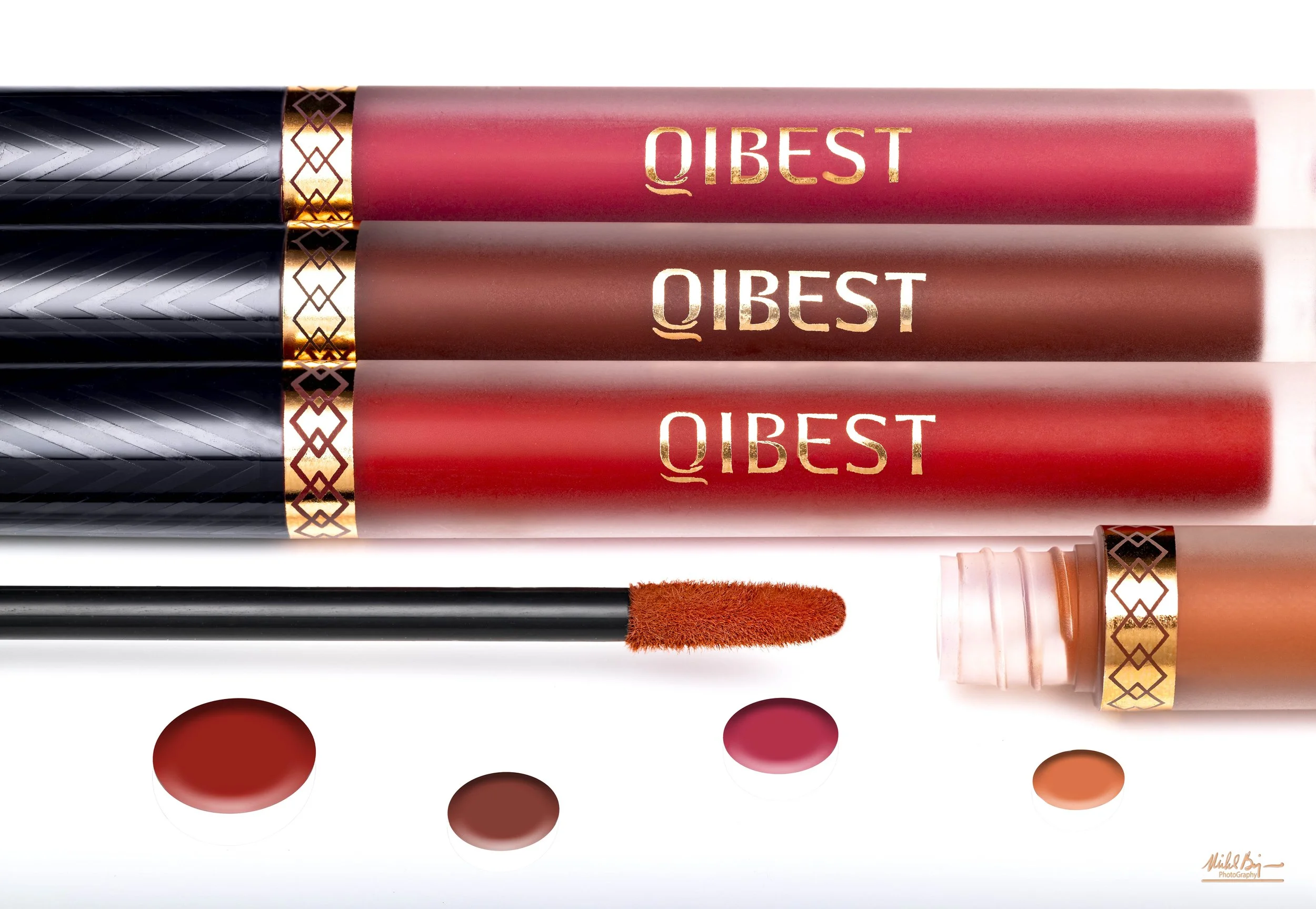 QiWest Full Length-Swatchs Final-Swatch Distort.jpg