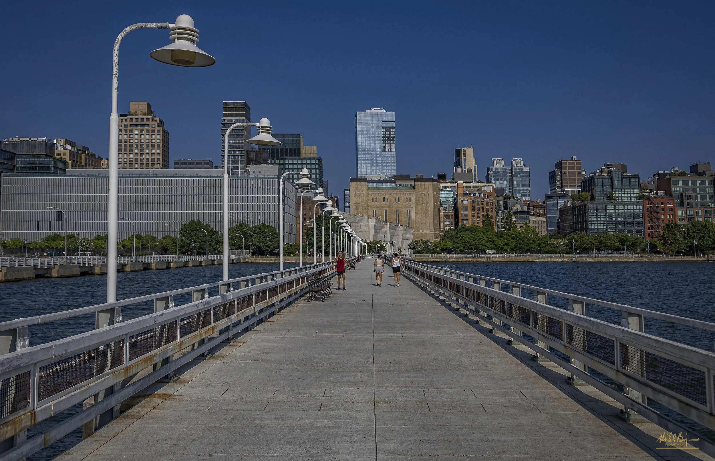 Holland Tunnel Causeway.jpg