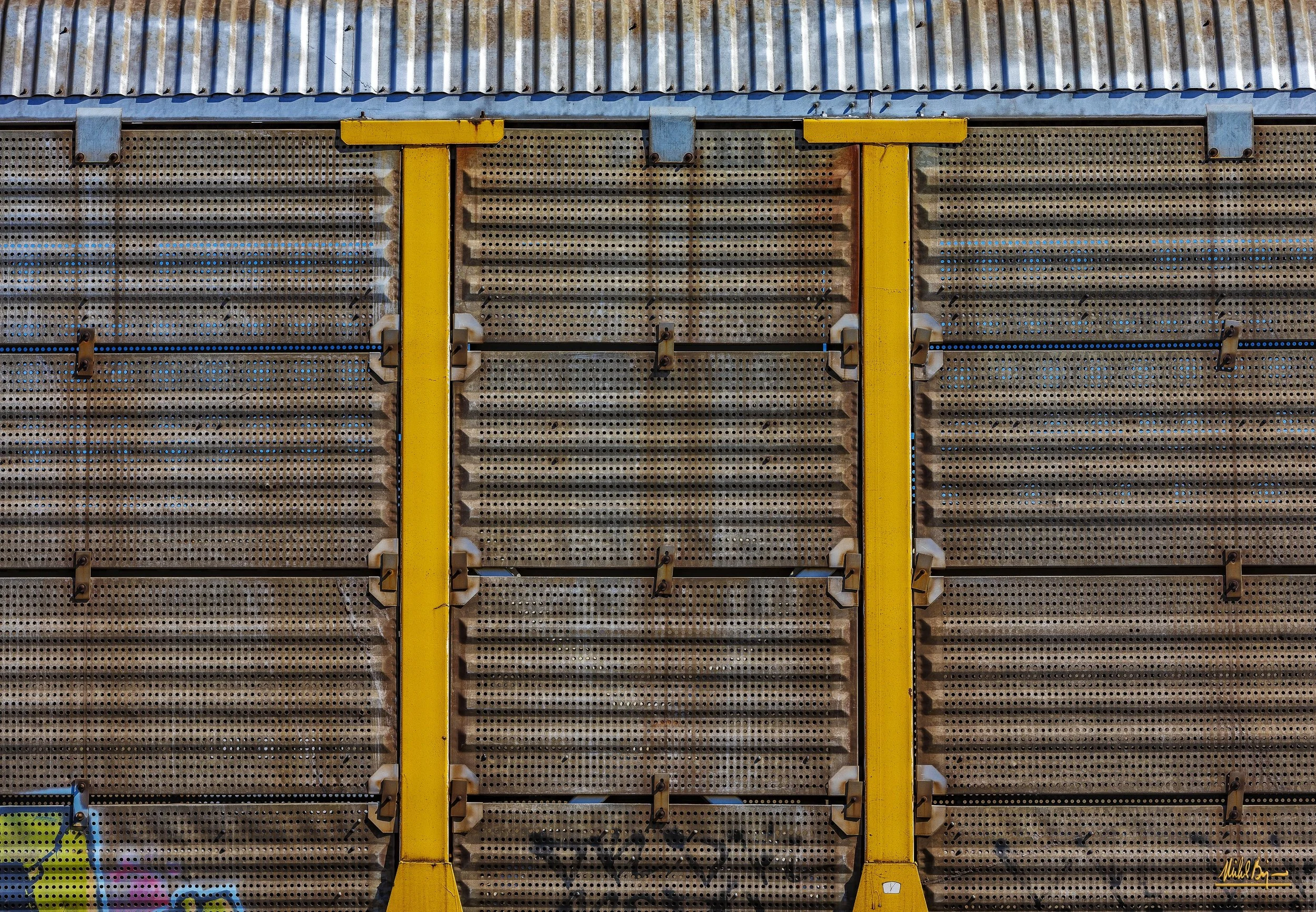 Car Carrier Side.jpg