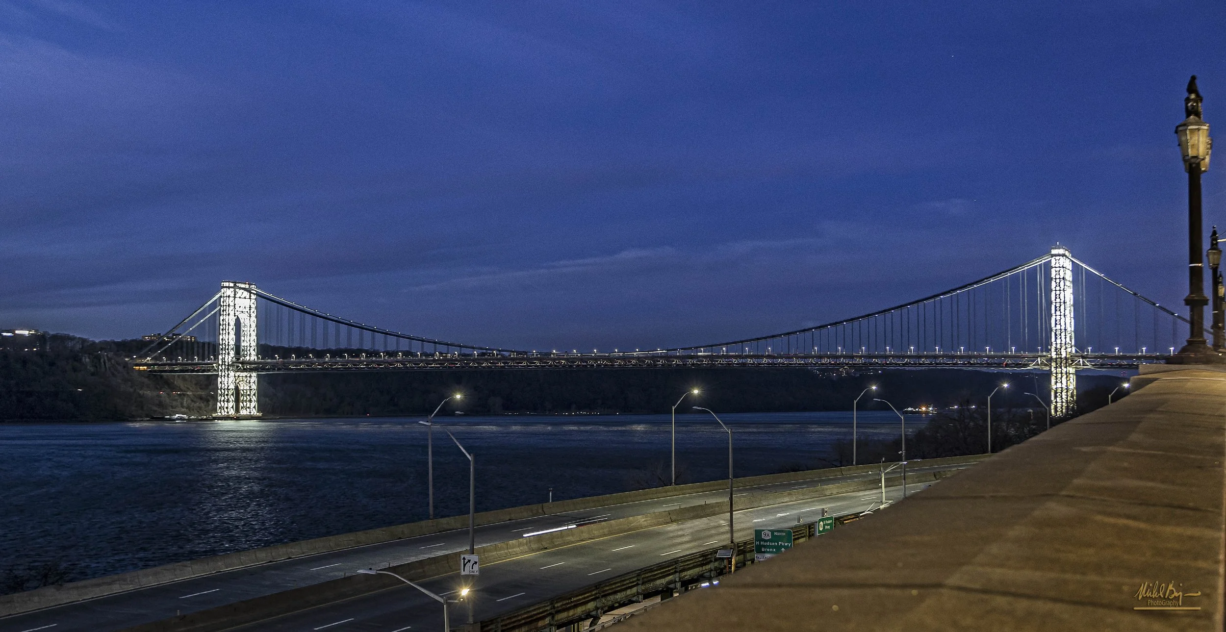 GW Bridge Westside Highway View.jpg
