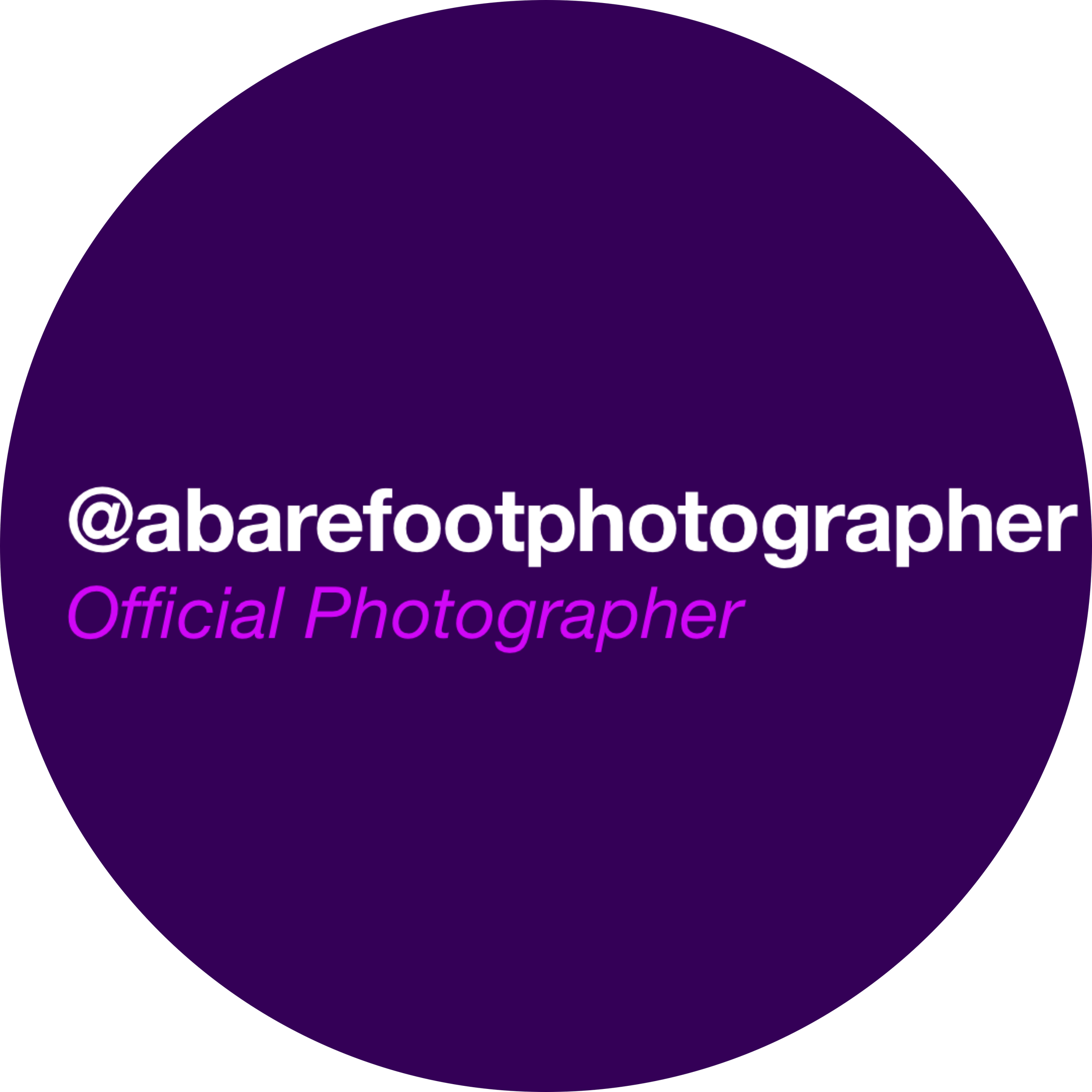 abarefootphotographer circle.png