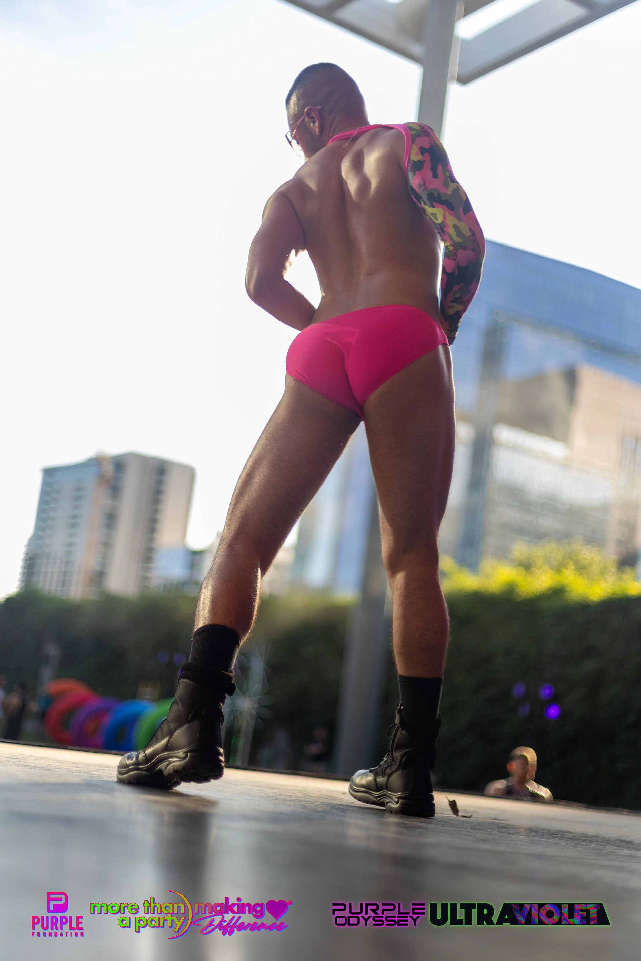 PPW25-02-PHOTOS-10 GLOW-15.jpg